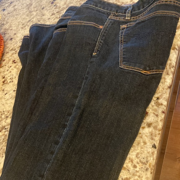 Gap 1969 Curvy bootcut lowrise jeans - 28/6R - EXCELLENT condition!! - Picture 9 of 10